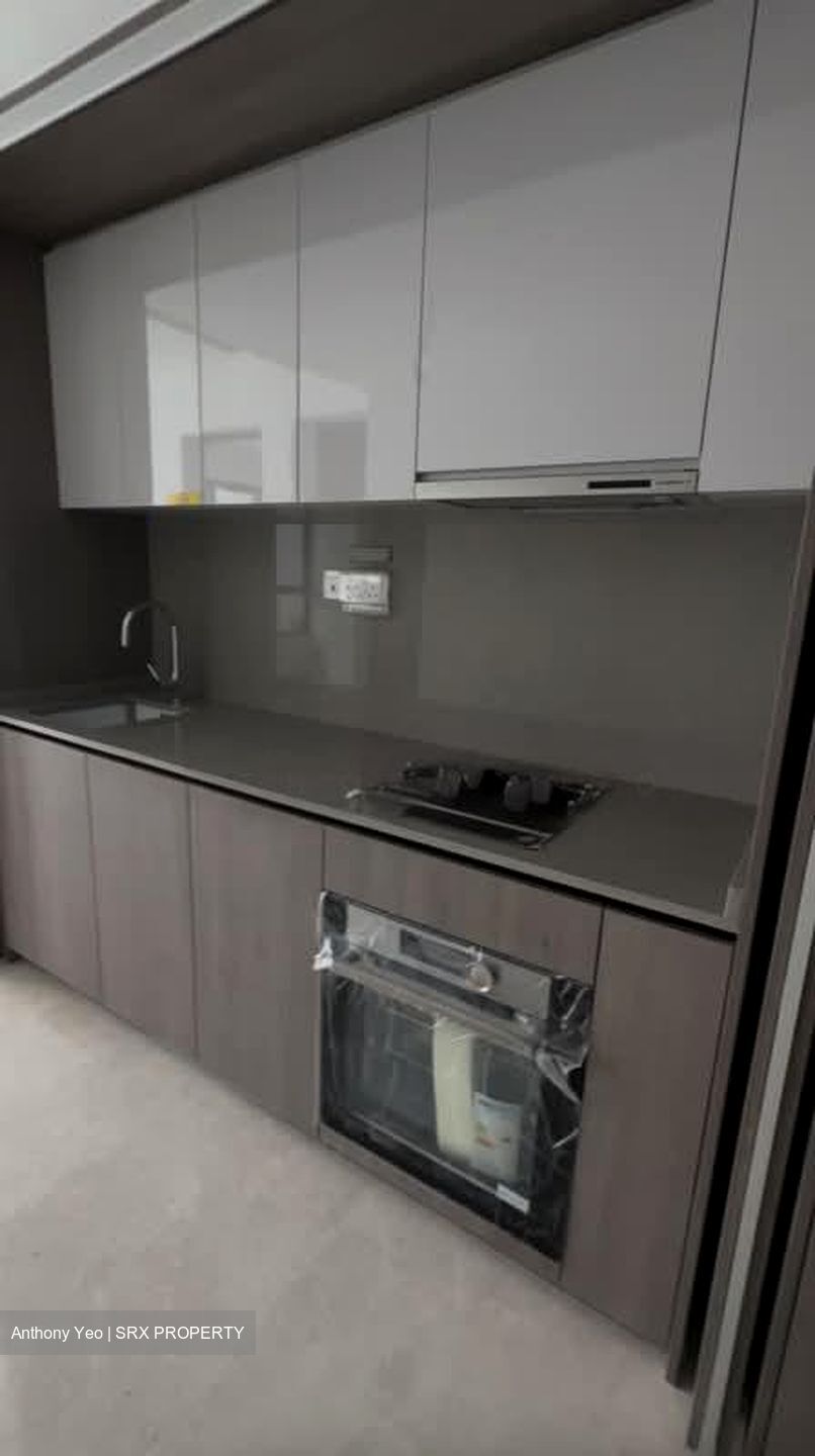 Avenue South Residence (D3), Apartment #581946311